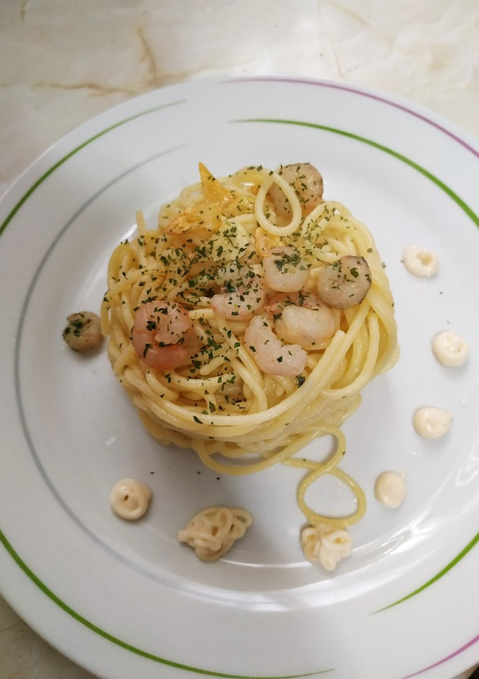Una foto de Spaghetti con gambas al ajillo