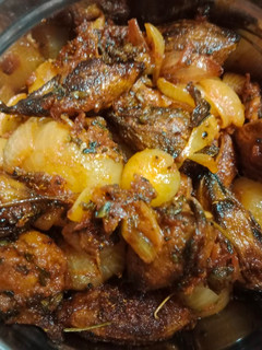 करेले प्याज (Karele Pyaz recipe in hindi) रेसिपी मुख्य फोटो