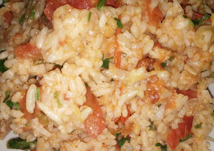 Menu sarapan : Nastom (nasi tomat)