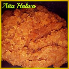 A picture of Atte ka halwa.