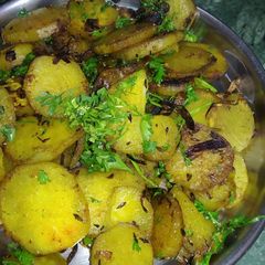 A picture of शकरकंद भुजिया/sweet potato bhujiya.