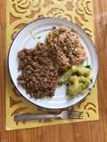 Arroz cabeza negra con carne molida guisada