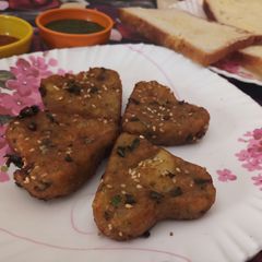 A picture of Veg cutlets.