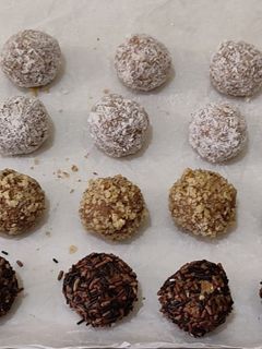 Φωτογραφία της συνταγής Τρουφάκια μήλου (apple balls)