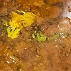 A picture of Chana dal tamater curry.