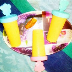 A picture of Mango kulfi.