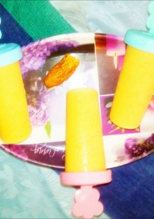 A picture of Mango kulfi.