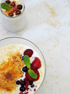 Una foto de Quinoa con leche