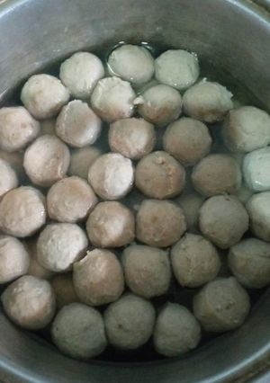 Foto resep Baso rumahan rasa kaki lima 100% daging sapi empuk kenyal