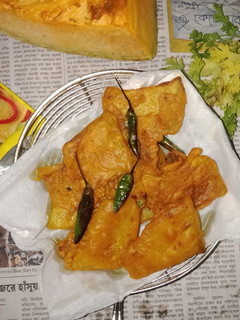 A picture of Pumpkin Pakoda.
