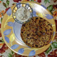 Onion paratha A picture of Onion paratha.