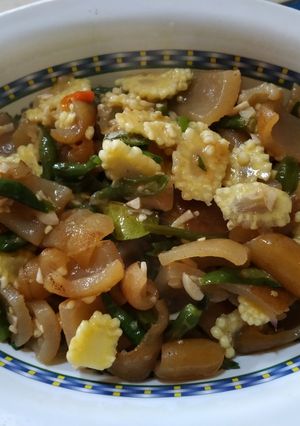 Foto resep Oseng-oseng Kikil Putren Cabe Ijo