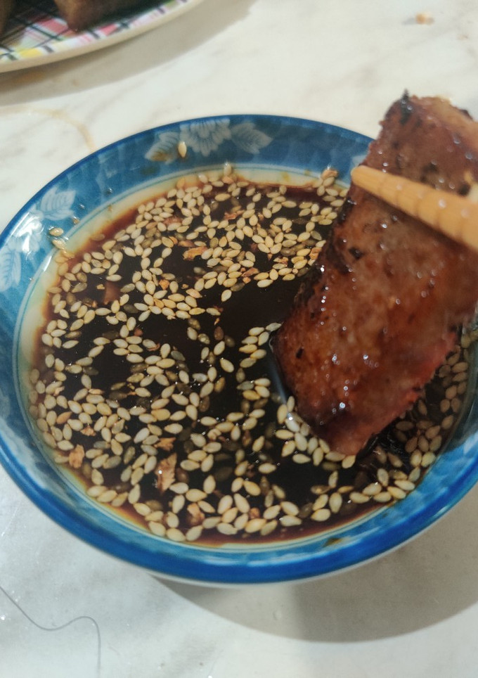 A picture of Beef Teppanyaki (牛肉鉄板焼き).