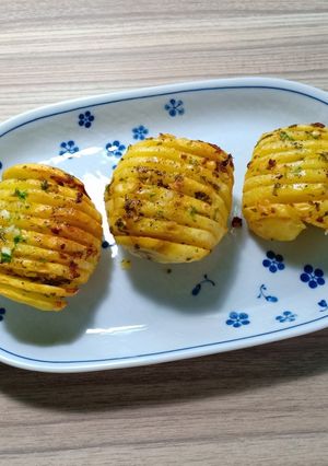 Hình của món Khoai tây nướng bơ tỏi.