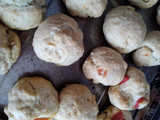 Scones o Pancitos saborizados de queso tomate y albahaca 🍅🧀🌱