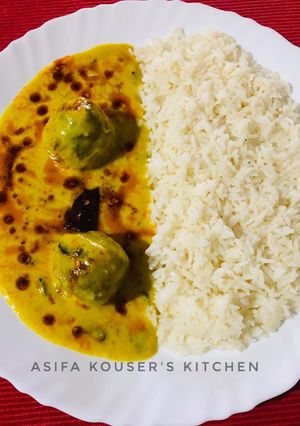 पालक बोंडा कढी (Palak bonda kadhi recipe in Hindi) रेसिपी मुख्य फोटो