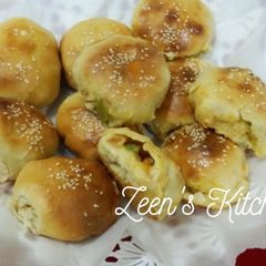 A picture of Savoury Pizza Buns.