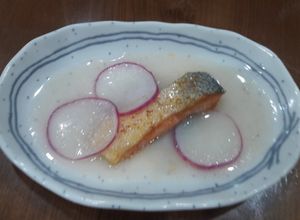 Hình của món Cá hồi sốt củ cải đỏ cho bé.