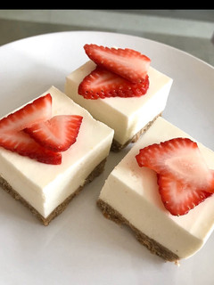 A picture of NO BAKE Strawberry Lemon Cheesecake.