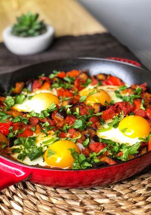Foto principal de Shakshouka 🍳 Pisto israelí con huevos