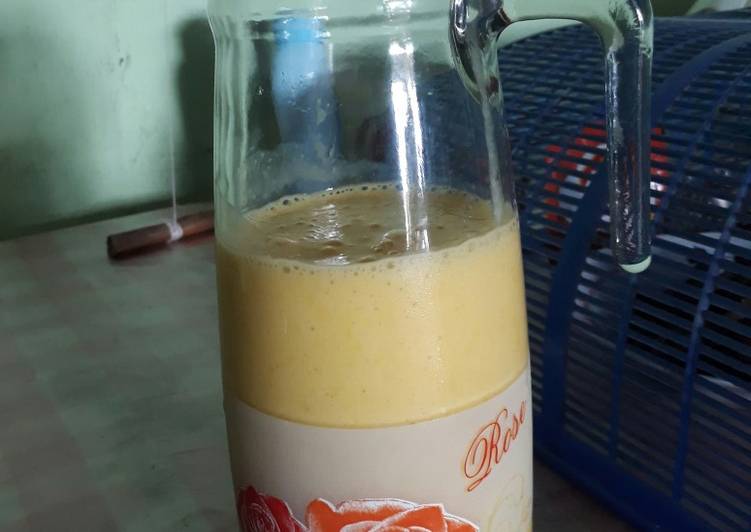 Bagaimana Menyiapkan Jus mangga susu kurma yang Bikin Ngiler