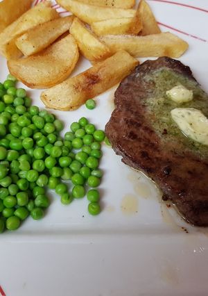 A picture of My Grilled Medallions in Garlic & herb Butter. 💖.