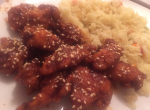 Una foto de Pollo frito agridulce estilo oriental