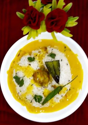 कढ़ी चावल (Kadhi Chawal Recipe in Hindi) रेसिपी मुख्य फोटो