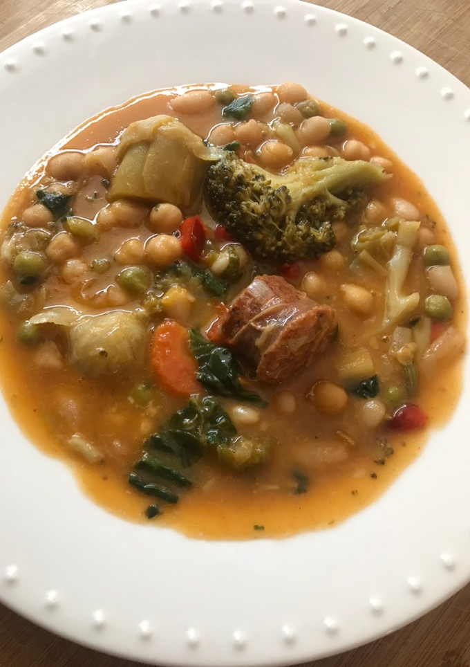Una foto de Potaje de verduras