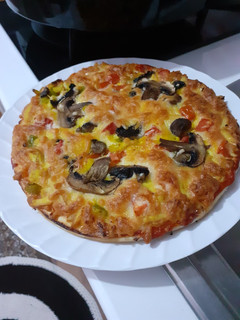 عکسی از دستور پیتزای مرغ و قارچ 🍕🌱🌸