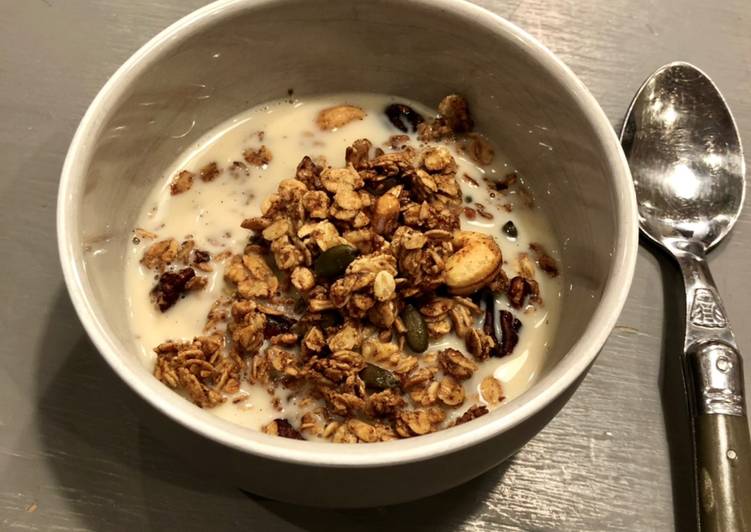 Easiest Way to Make Perfect Vegan Banana Granola