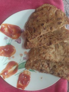 আলুর পরোটা (Aloo paratha recipe in Bengali) রেসিপির প্রধান ছবি