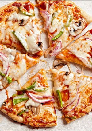 A picture of Pizza 🍕.