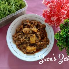 A picture of Suvaa Aloo Gosht.