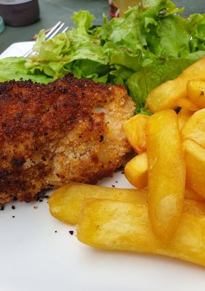 A picture of Homemade Chicken Cordon Bleu.
