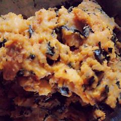 A picture of Beans with yam porridge.