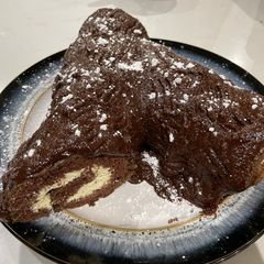 A picture of Chocolate log.