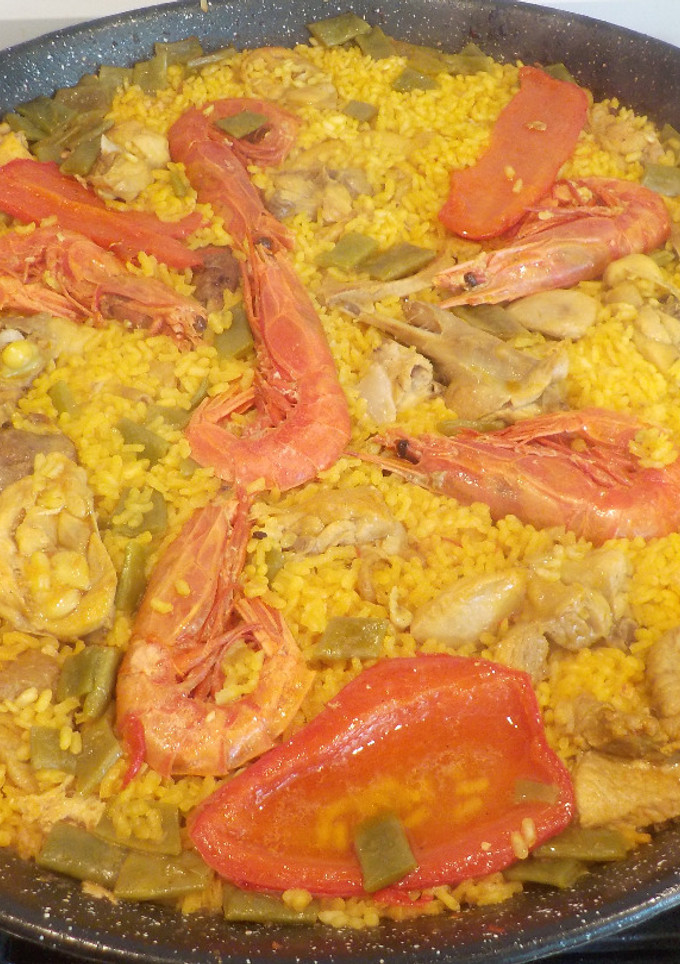Una foto de Paella Mixta