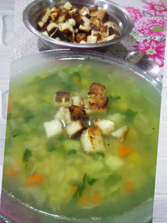 Una foto de Sopa espirituosa de vegetales