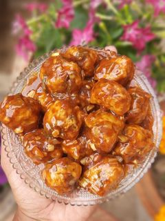 চিকেন মাঞ্চুরিয়ান (Chiaken manchurian recipe in Bengali) রেসিপির প্রধান ছবি