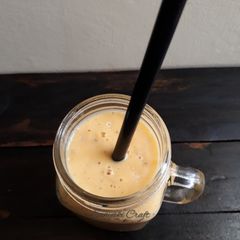 A picture of Mango Banana Smoothie.