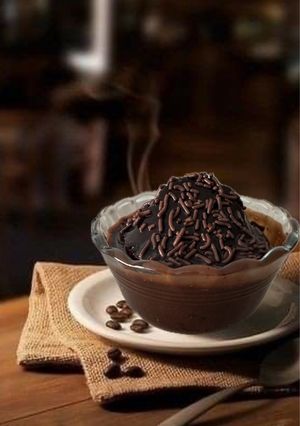 Foto di Tortino al Cioccolato senza zucchero e glutine in Airfryer, con Ganache al Cocco