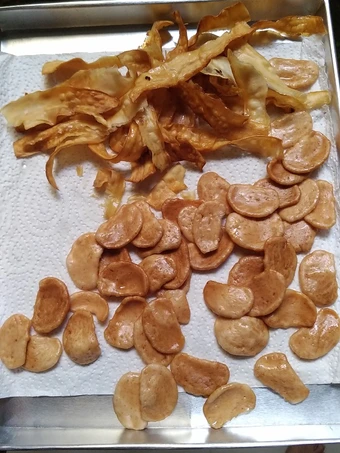 Langkah Gampang Membuat Resep Krupuk udang dan keripik singkong air fryer yang Lezat Anti Ribet, Menggugah Selera