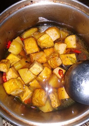Foto resep Semur Tahu Kentang Simple emak berdaster #5resepterbaruku