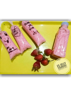 Foto resep Es Jelly strawberry