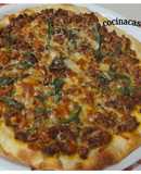 Pizza boloñesa -con masa casera-