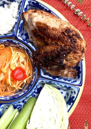 A picture of Grilled chicken (ไก่ย่าง).