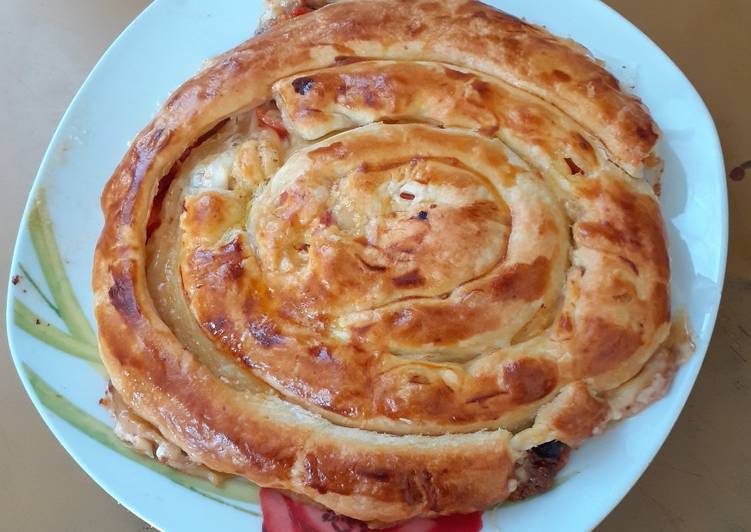 Torta salata semplicissima e buonissima. Gnam gnam&hellip;!! 😉😉😋😋