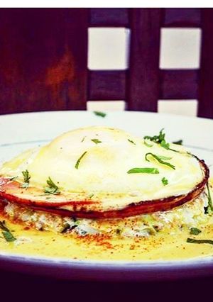 Una foto de Huevos Benedict
