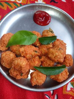 ஓட்ஸ் பக்கோடா (Oats pakoda recipe in tamil) செய்முறை முக்கிய புகைப்படம்